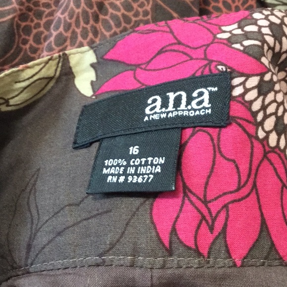 Flower skirt - Picture 3 of 3